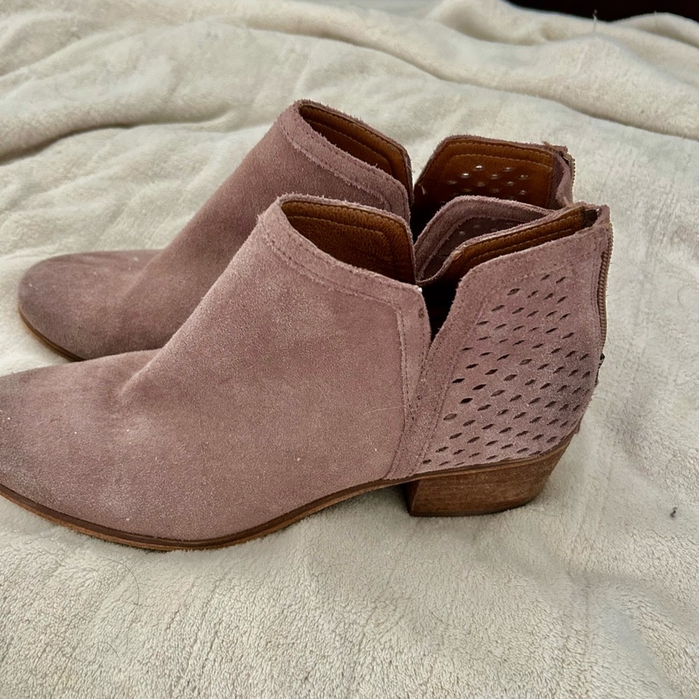 Susina Dusty Pink Ankle Booties